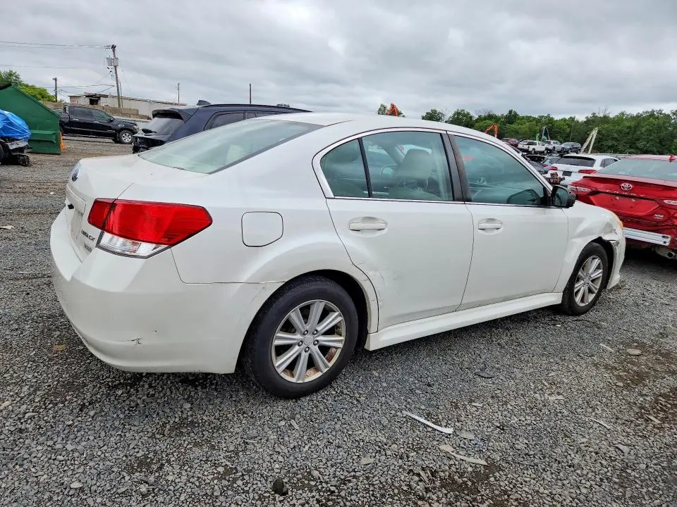 2011 SUBARU LEGACY 2.5I PREMIUM  
