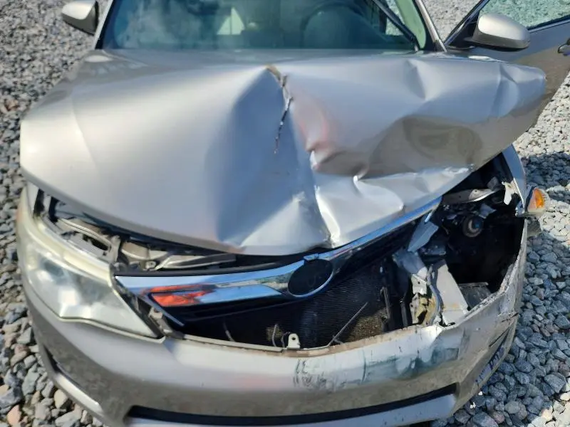 2014 TOYOTA CAMRY LE  