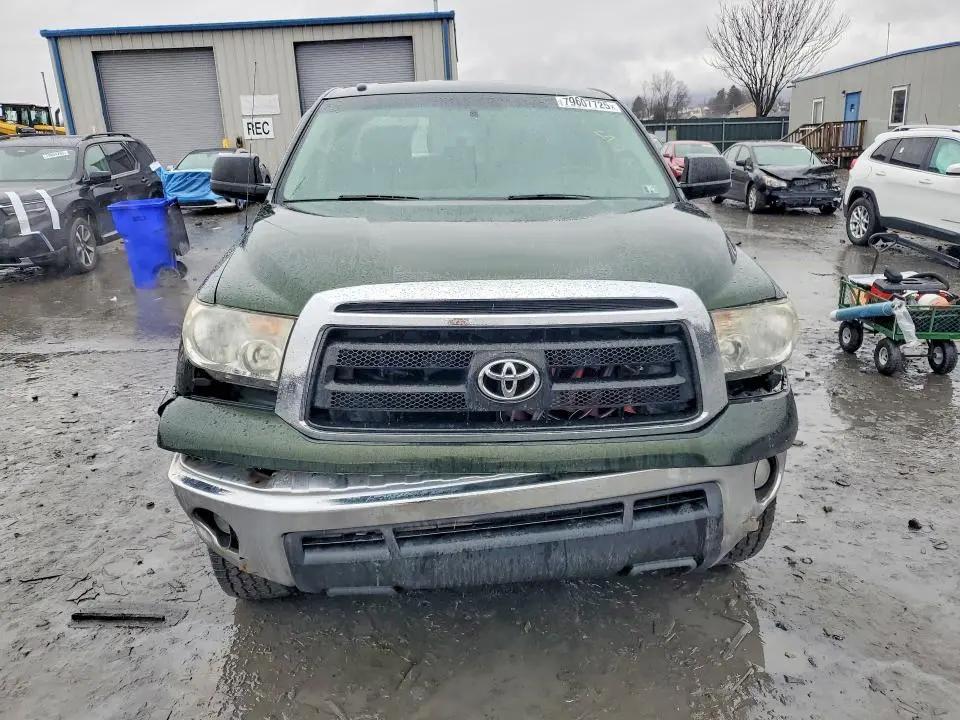 2011 TOYOTA TUNDRA GRADE  