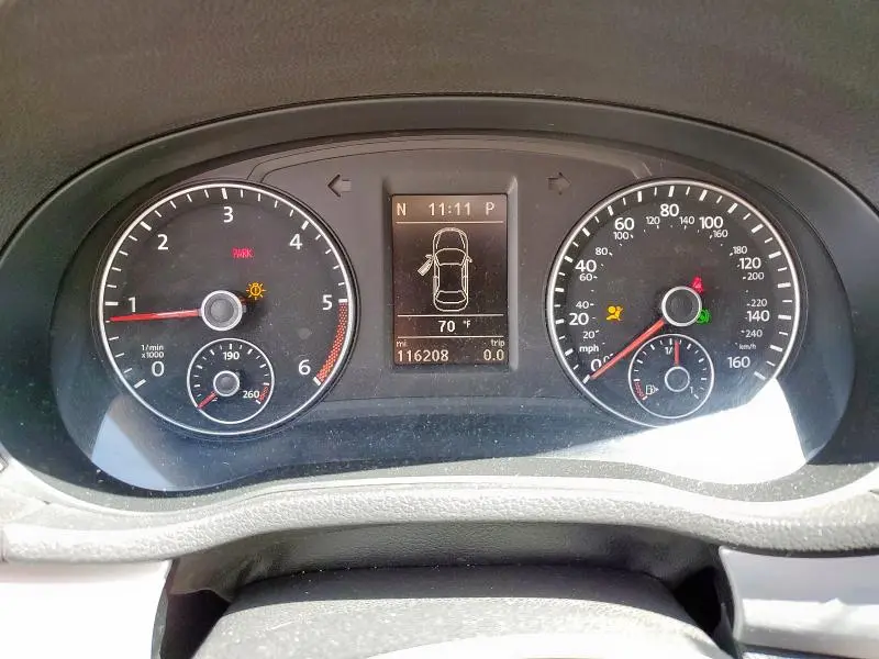 2013 VOLKSWAGEN PASSAT SE  