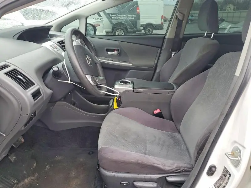 2012 TOYOTA PRIUS V THREE  