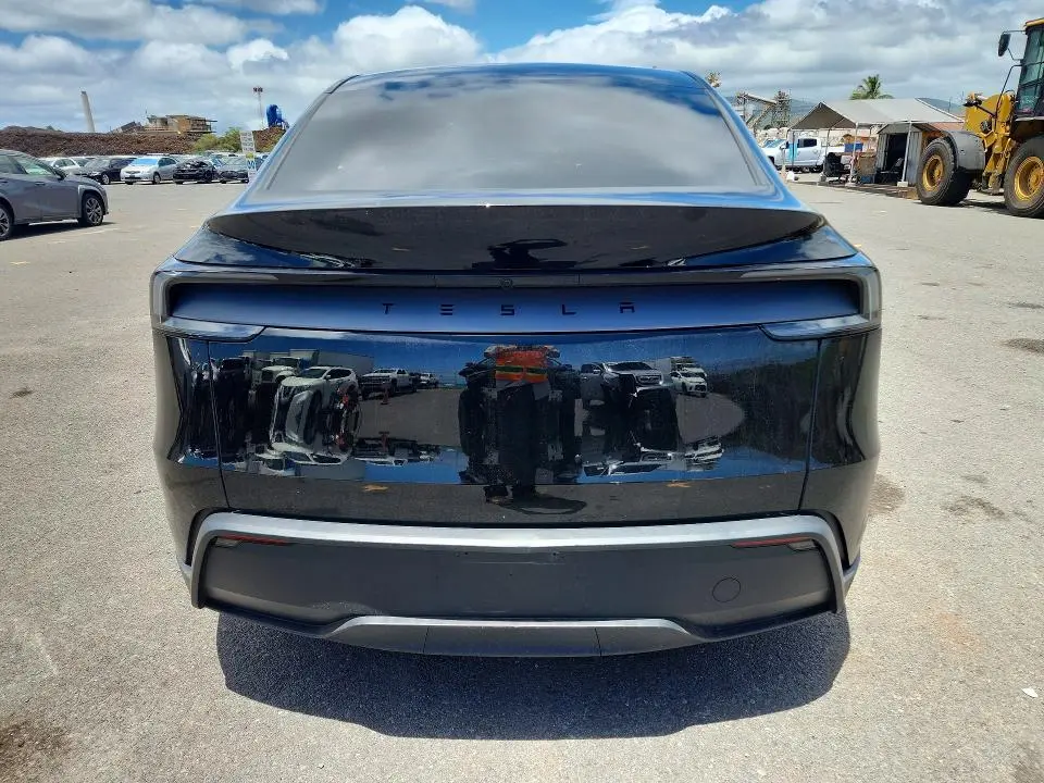 2026 TESLA MODEL Y   