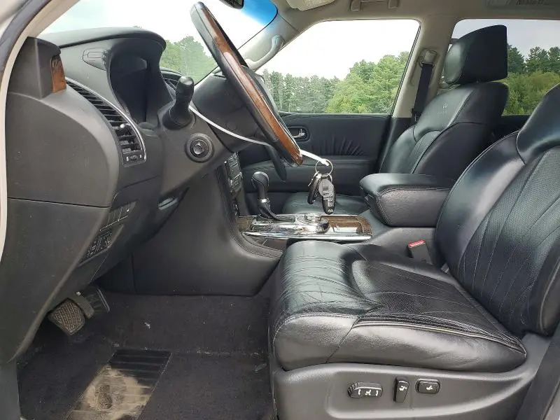 2011 INFINITI QX56 BASE  
