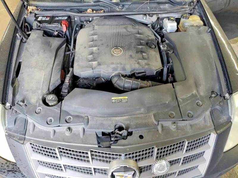 2011 CADILLAC STS LUXURY  