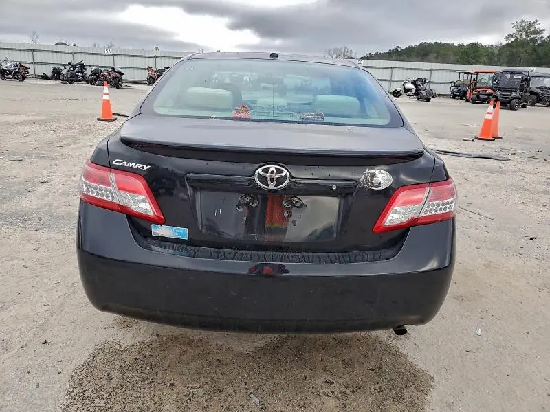 2011 TOYOTA CAMRY BASE  