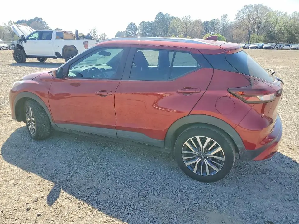2023 NISSAN KICKS SV  