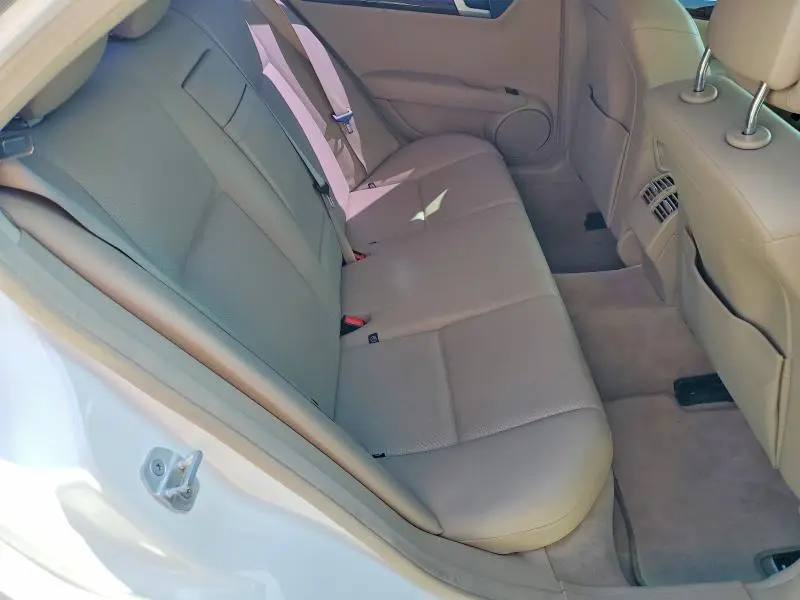 2013 MERCEDES-BENZ C 250  