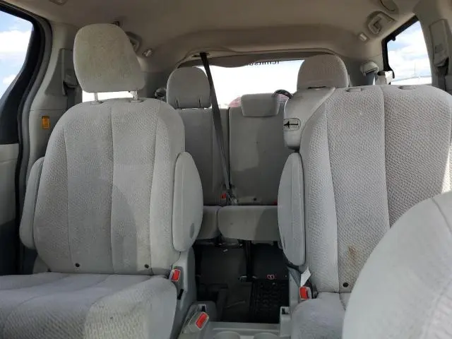 2011 TOYOTA SIENNA LE  