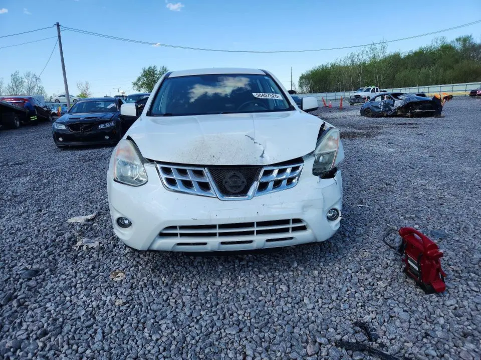 2013 NISSAN ROGUE S  