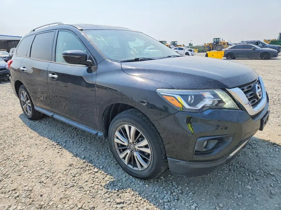 2018 NISSAN PATHFINDER SV  