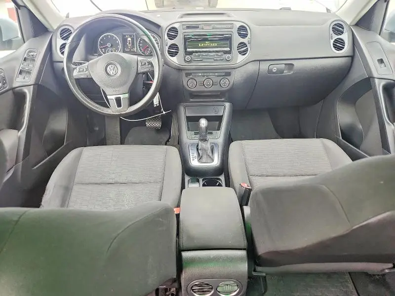 2013 VOLKSWAGEN TIGUAN S  