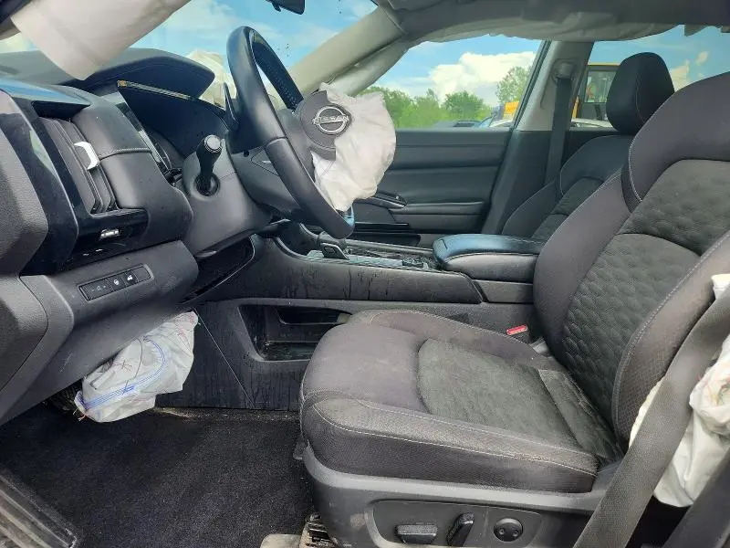 2022 NISSAN PATHFINDER SV  