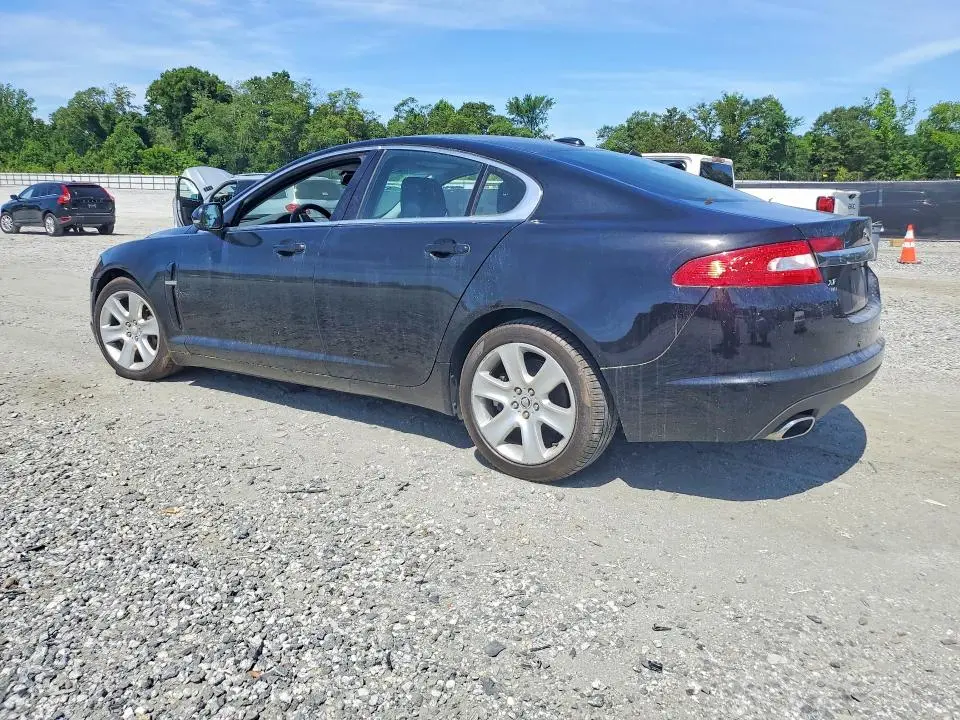 2011 JAGUAR XF   