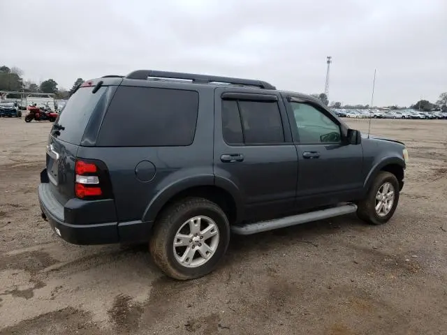 2010 FORD EXPLORER XLT  