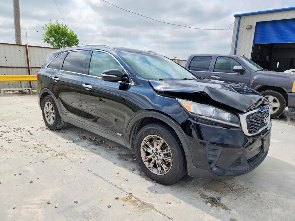 2019 KIA SORENTO LX V6  