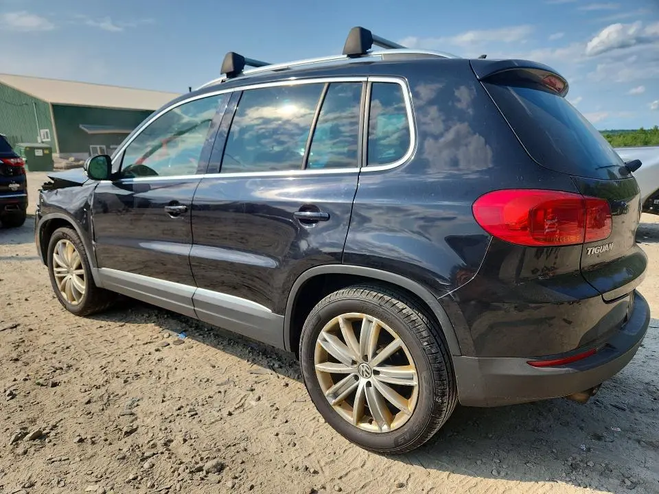 2014 VOLKSWAGEN TIGUAN S  