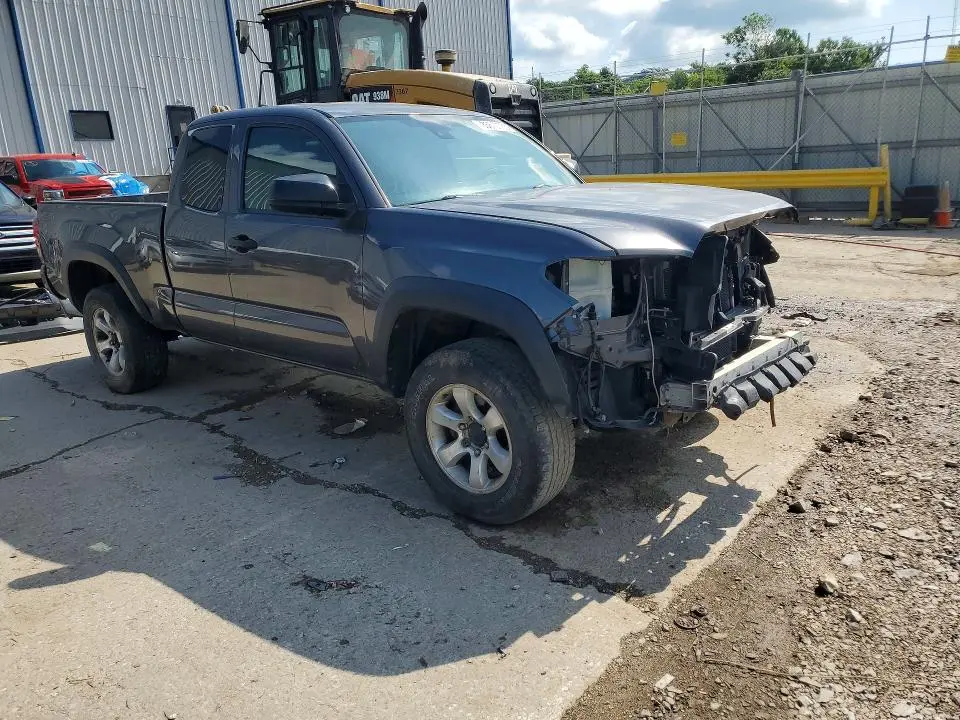 2019 TOYOTA TACOMA SR  