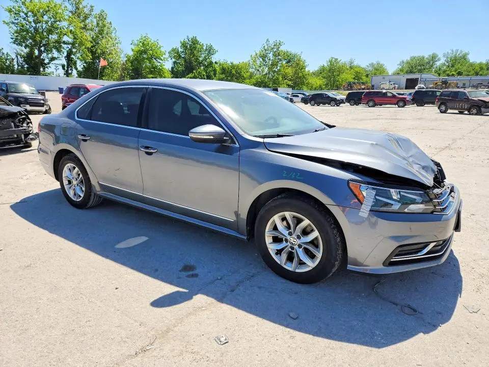 2016 VOLKSWAGEN PASSAT S  