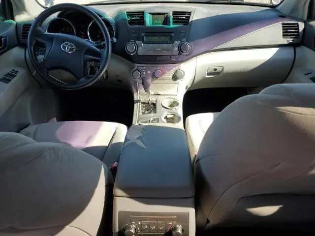 2012 TOYOTA HIGHLANDER BASE  