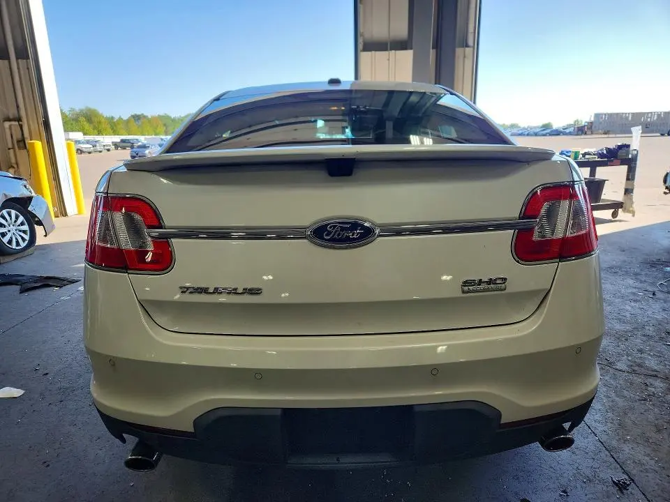 2010 FORD TAURUS SHO  