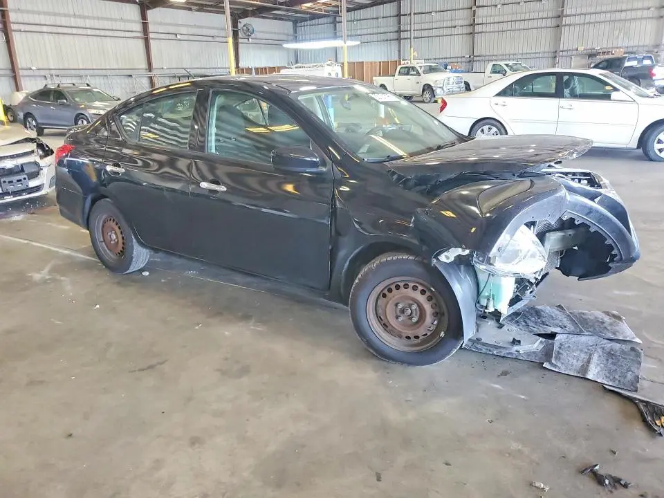 2018 NISSAN VERSA SV  