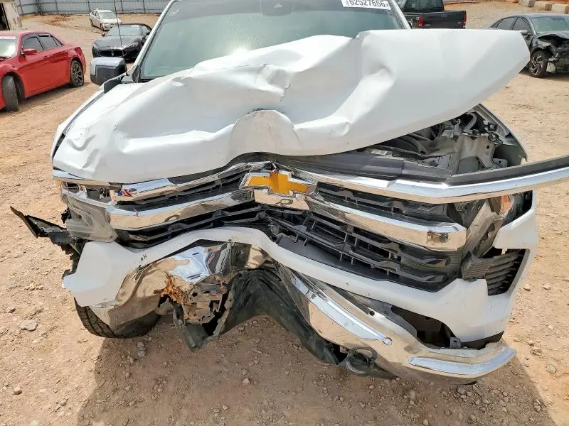 2023 CHEVROLET SILVERADO K1500 LT  