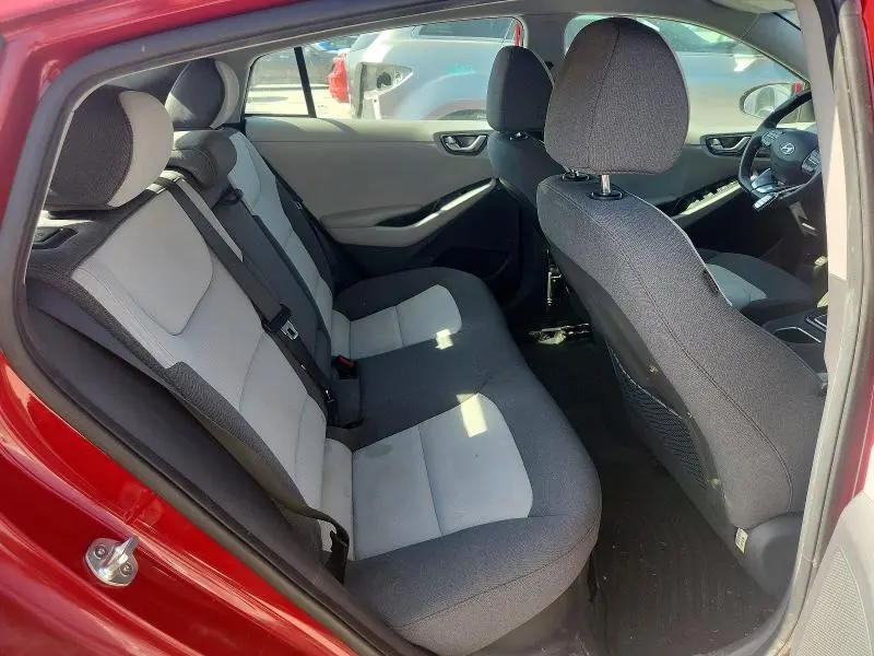 2020 HYUNDAI IONIQ SE  