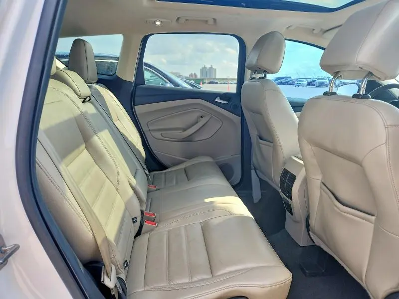 2017 FORD ESCAPE TITANIUM  