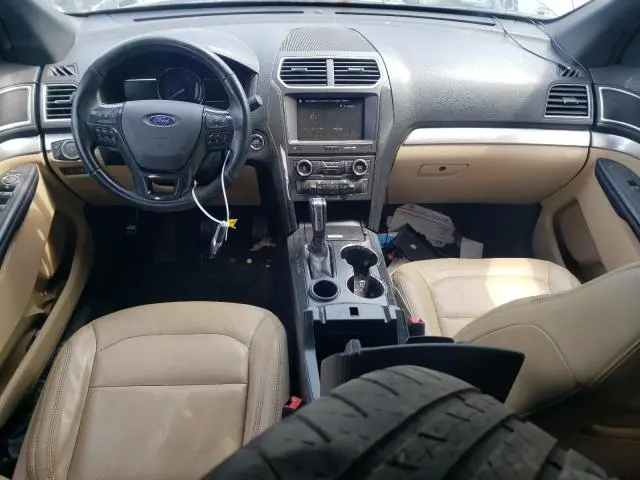 2017 FORD EXPLORER XLT  