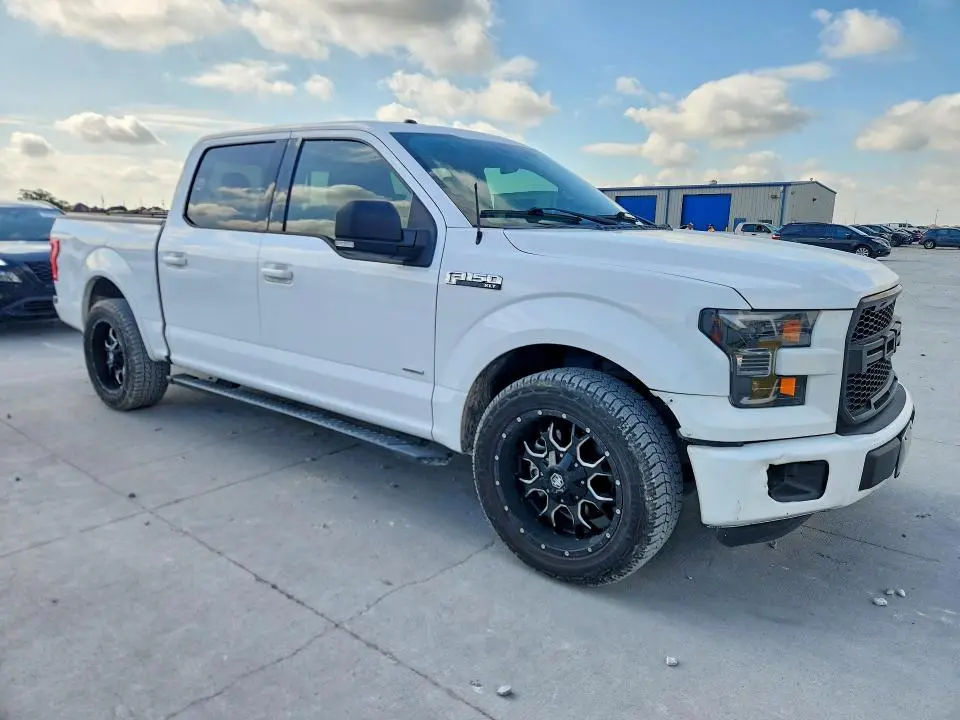 2015 FORD F150 SUPERCREW  