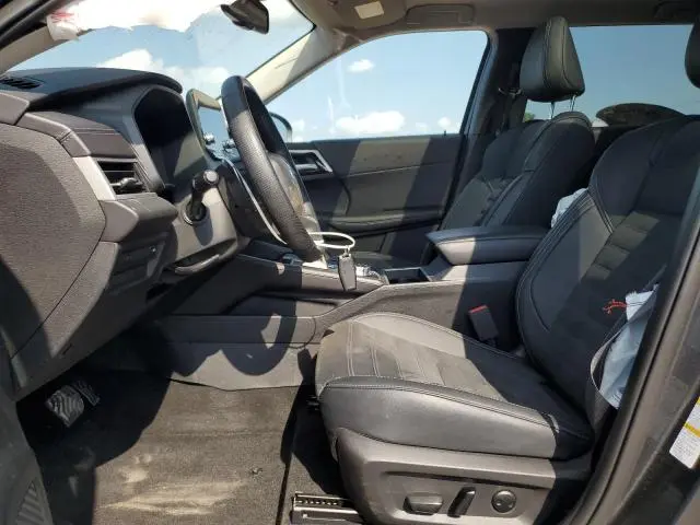 2024 MITSUBISHI OUTLANDER SE  