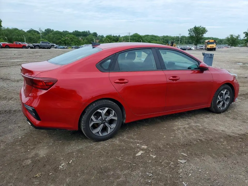 2021 KIA FORTE LXS  