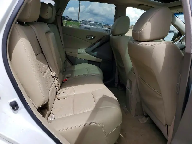 2014 NISSAN MURANO S  