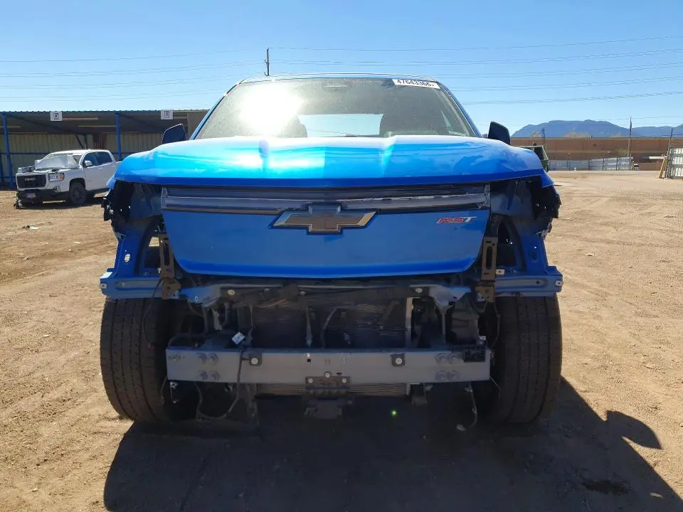 2025 CHEVROLET SILVERADO RST  