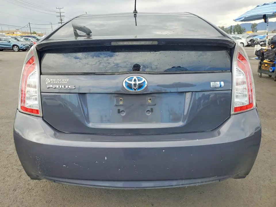 2013 TOYOTA PRIUS TWO  