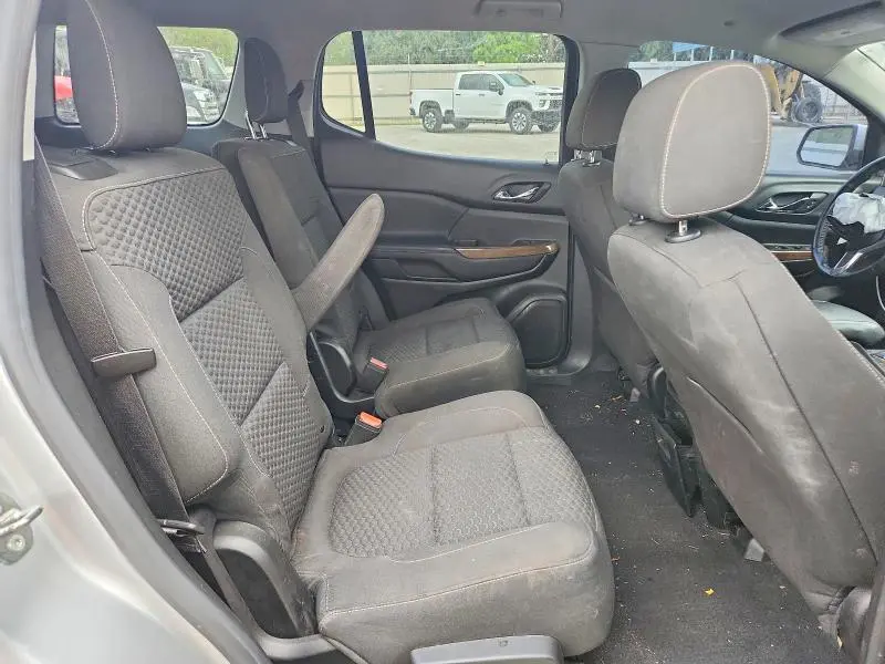 2017 GMC ACADIA SLE  
