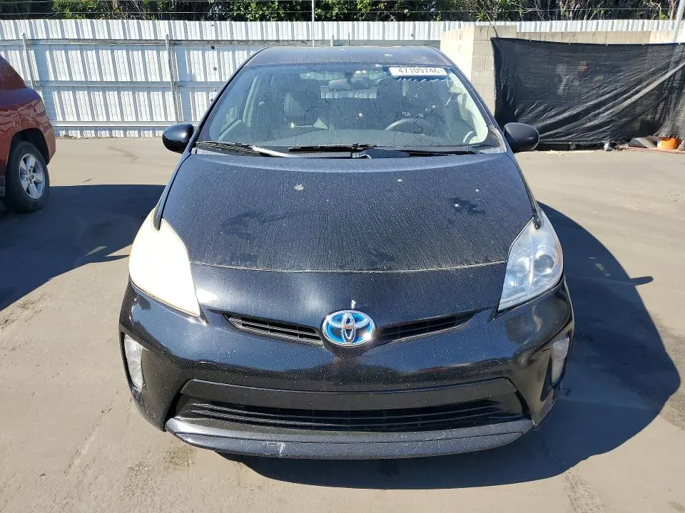 2013 TOYOTA PRIUS TWO  