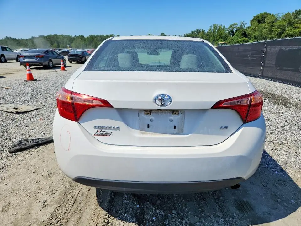 2018 TOYOTA COROLLA LE  