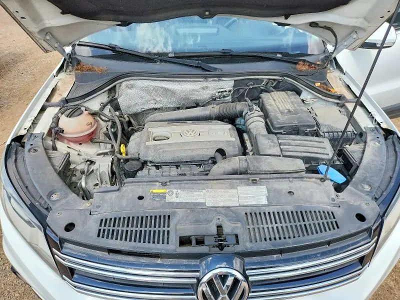 2016 VOLKSWAGEN TIGUAN S  