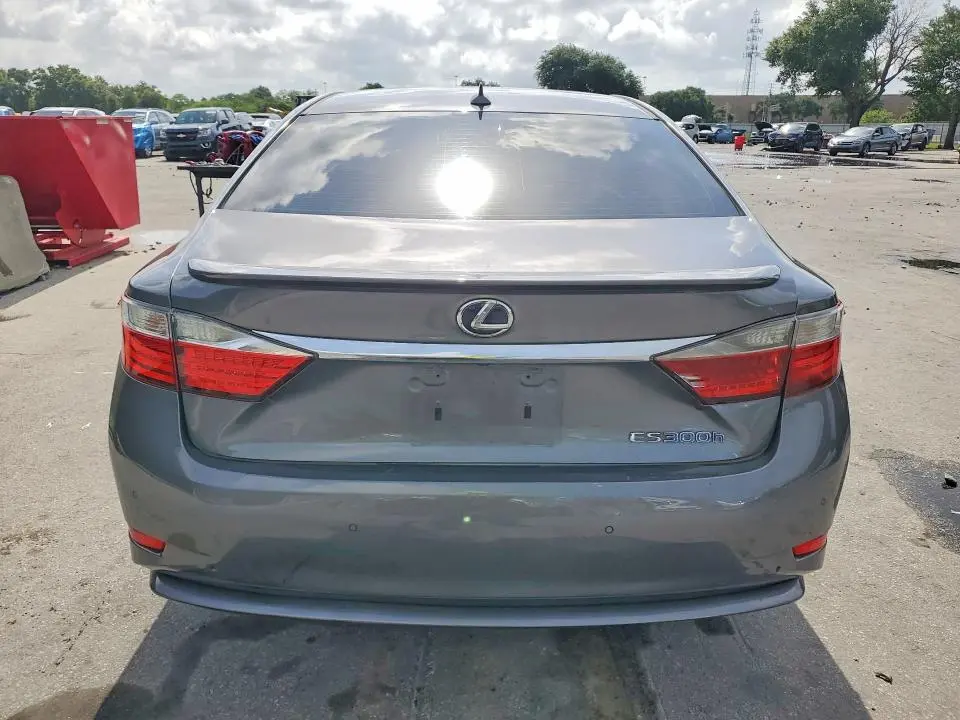 2013 LEXUS ES 300H  