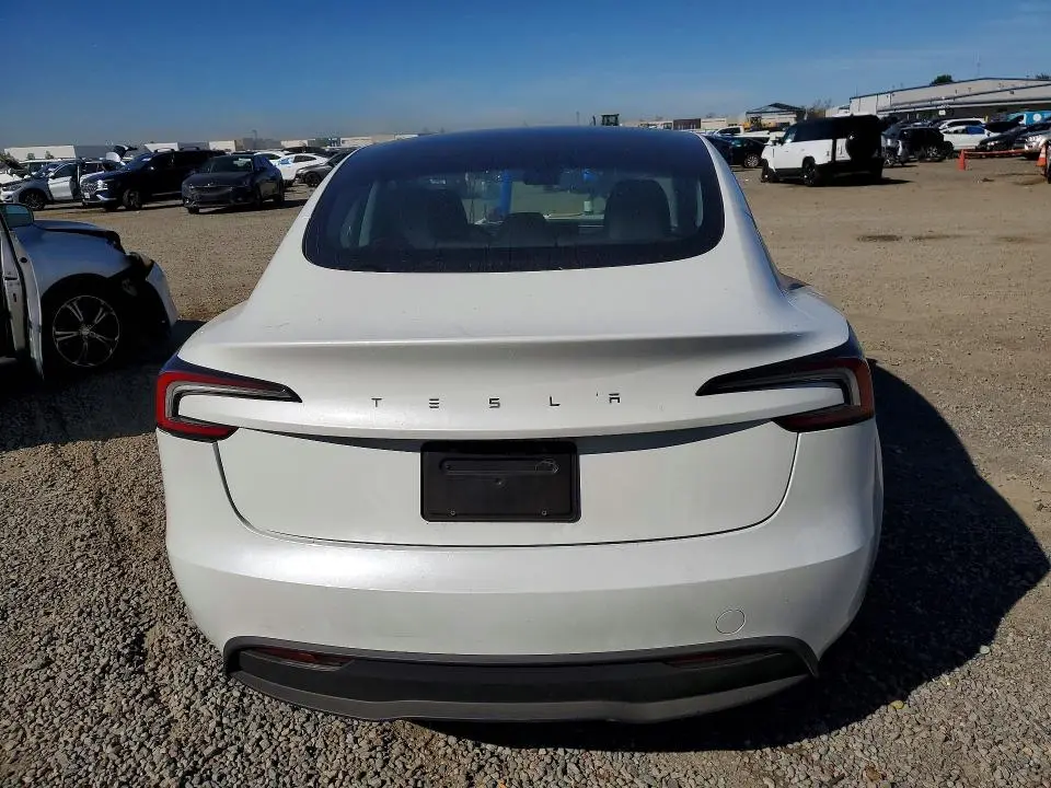 2025 TESLA MODEL 3   
