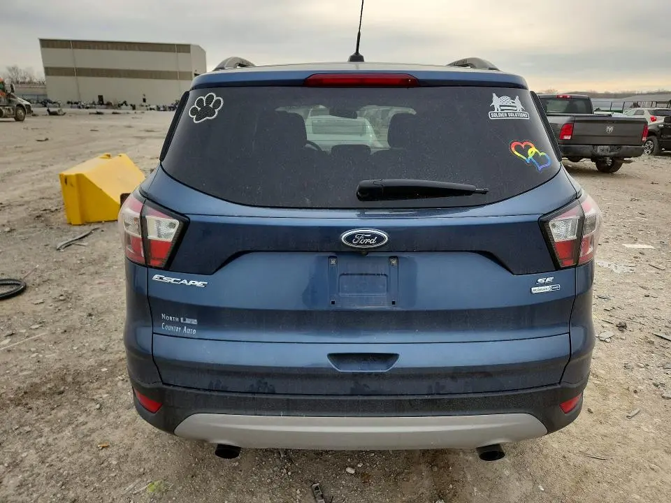 2018 FORD ESCAPE SE  