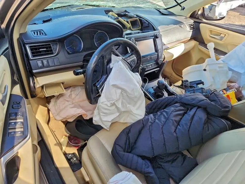 2016 TOYOTA CAMRY   