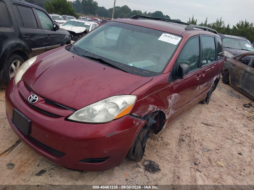 2010 TOYOTA SIENNA LE