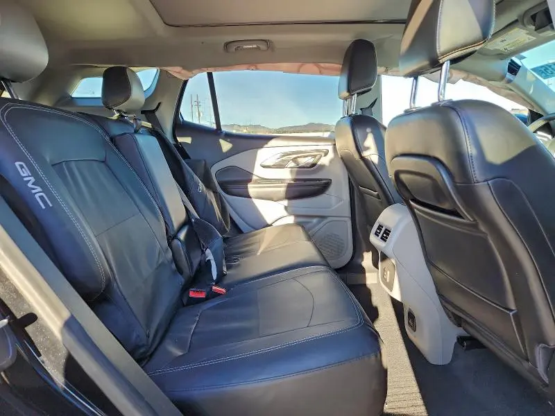 2021 GMC TERRAIN SLT  