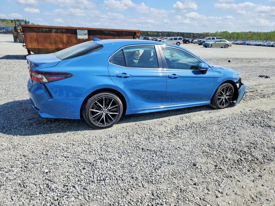 2023 TOYOTA CAMRY SE  