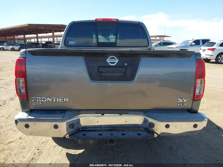 2017 NISSAN FRONTIER SV