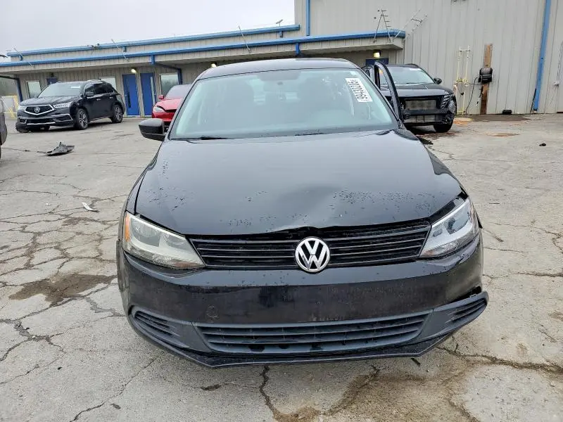 2013 VOLKSWAGEN JETTA BASE  