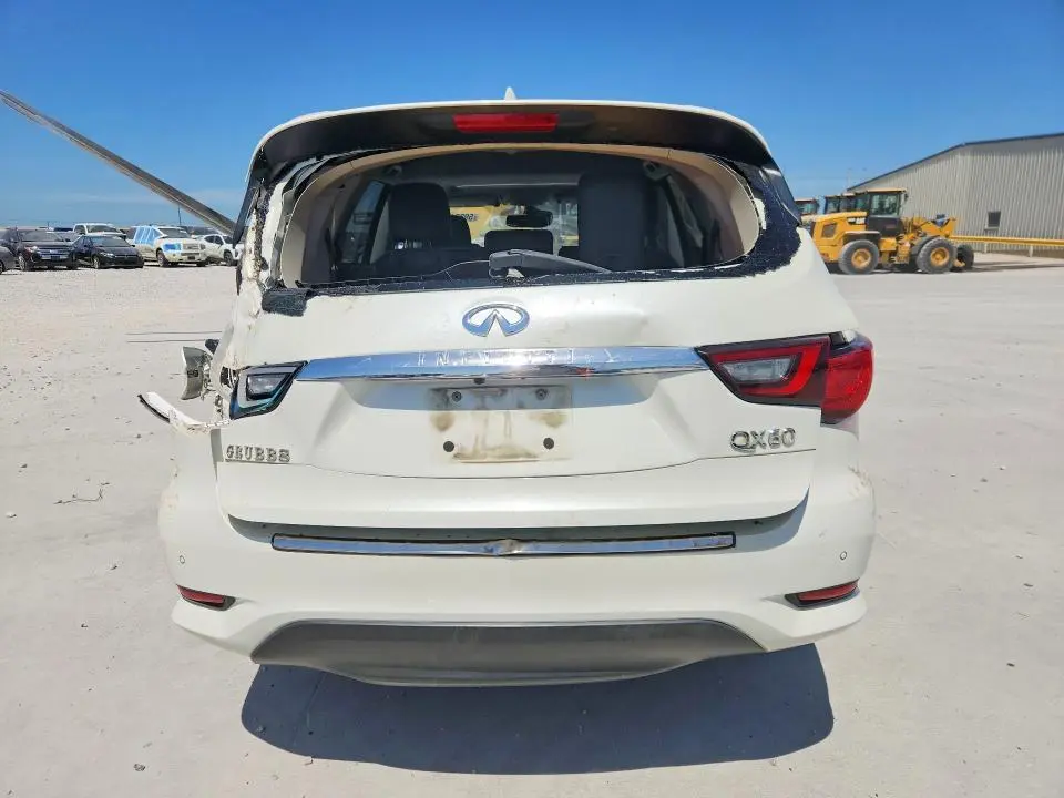 2019 INFINITI QX60 LUXE  