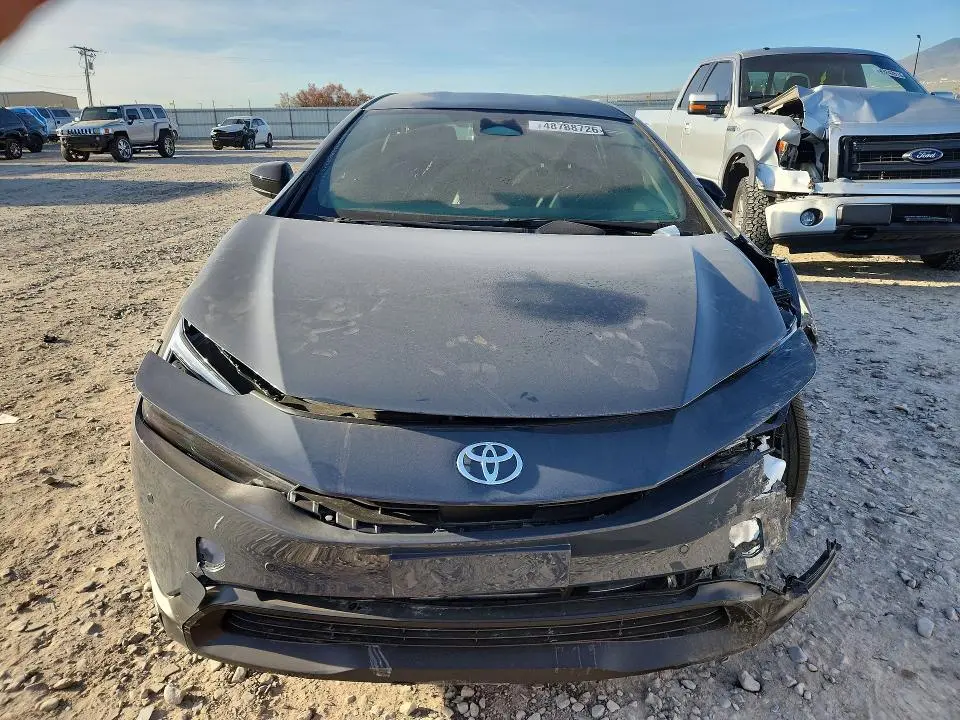 2023 TOYOTA PRIUS LE  